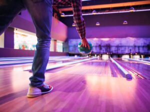 Be Your Own Boss: Start a Profitable Bowling & Ent
